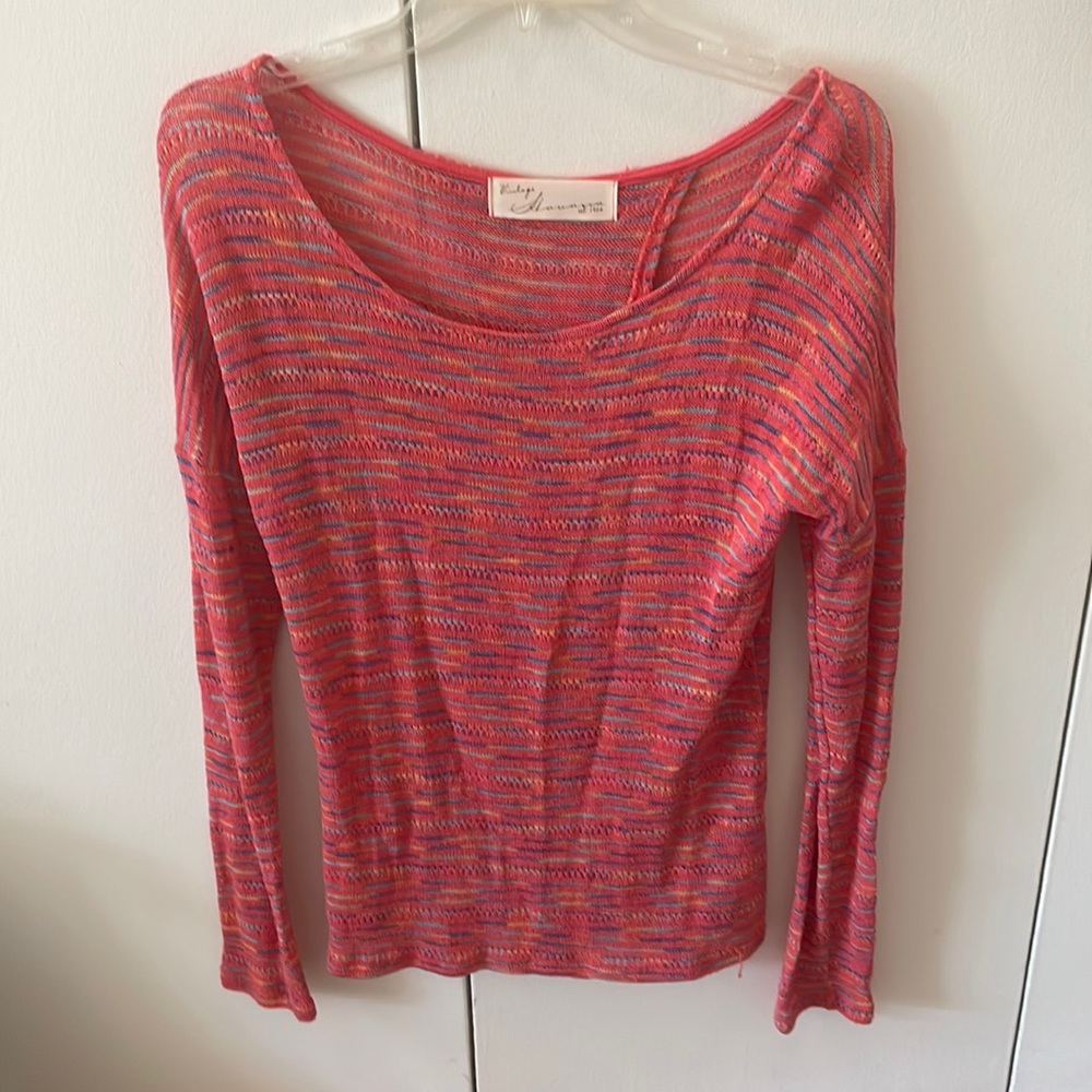 Vintage Havana knit pink and multicolored blouse with open back
